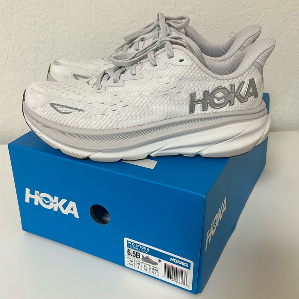 Hoka Clifton 9